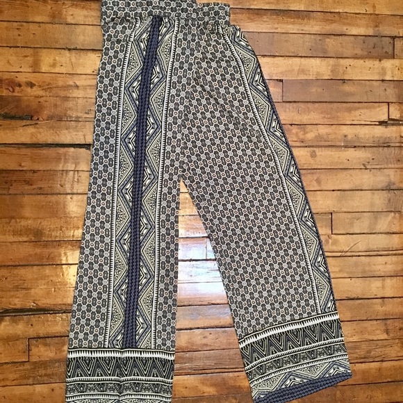 Flowy bohemian pants with tie waist - Picture 3 of 6